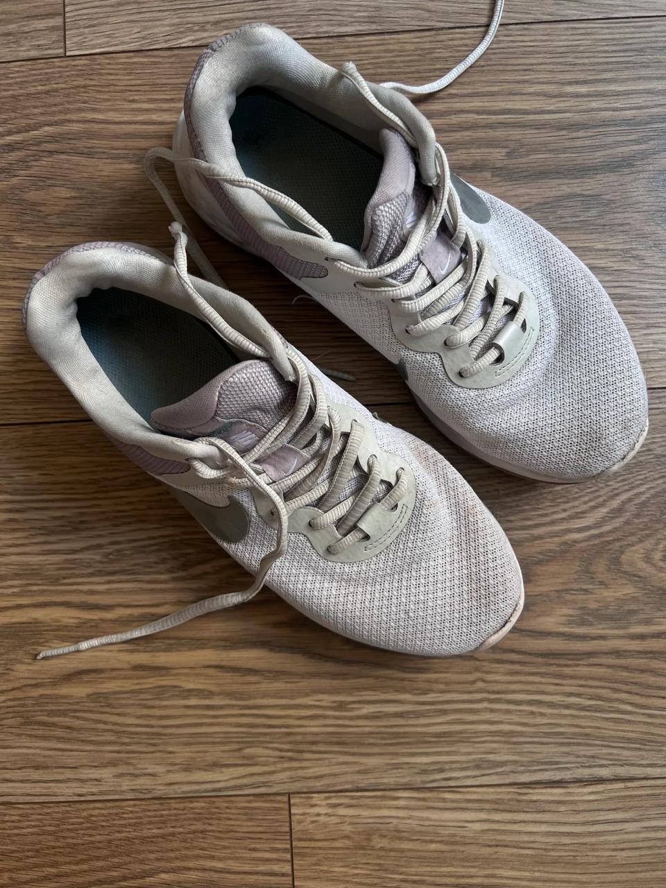 Nike patike · UK 4.5