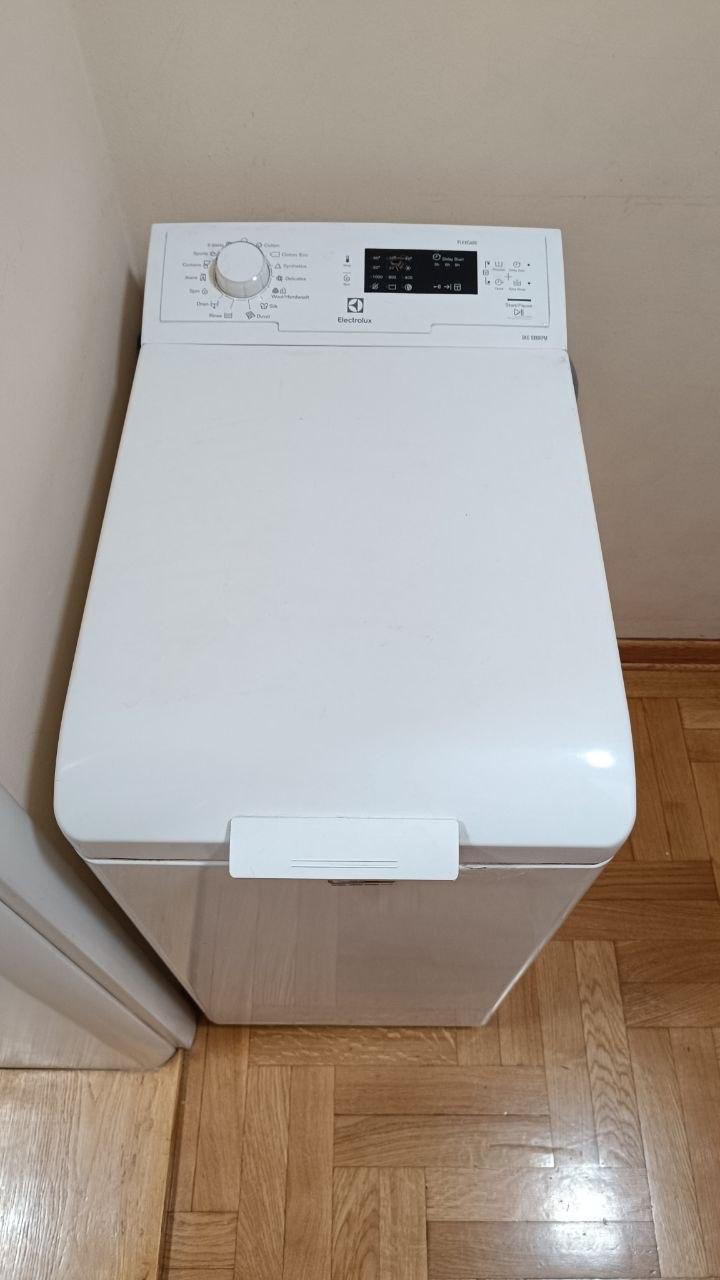 Veš mašina Electrolux s vertikalnim punjenjem