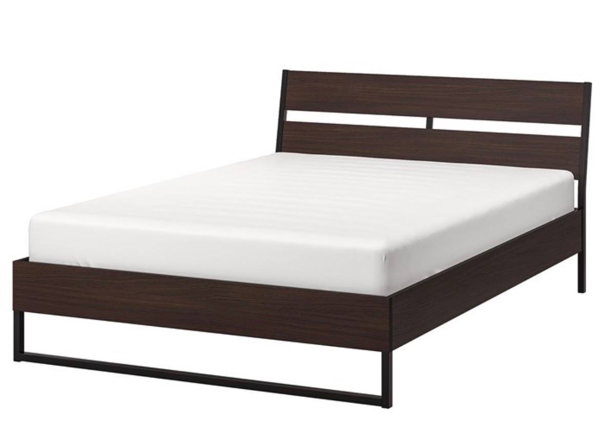 Prodajem krevet Ikea Trysil 160x200 + letvičastu podlogu za madrac lonset (2 kom). Cena za sve zajedno