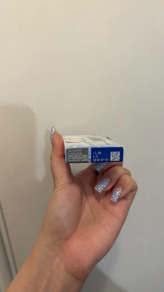 Продам двухнедельные линзы Acuvue