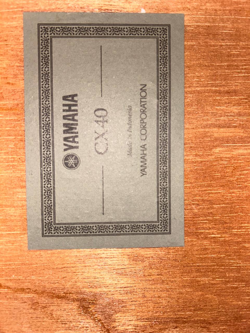 Продаётся классическая электроакустическая гитара Yamaha CX40, размер 4/4.