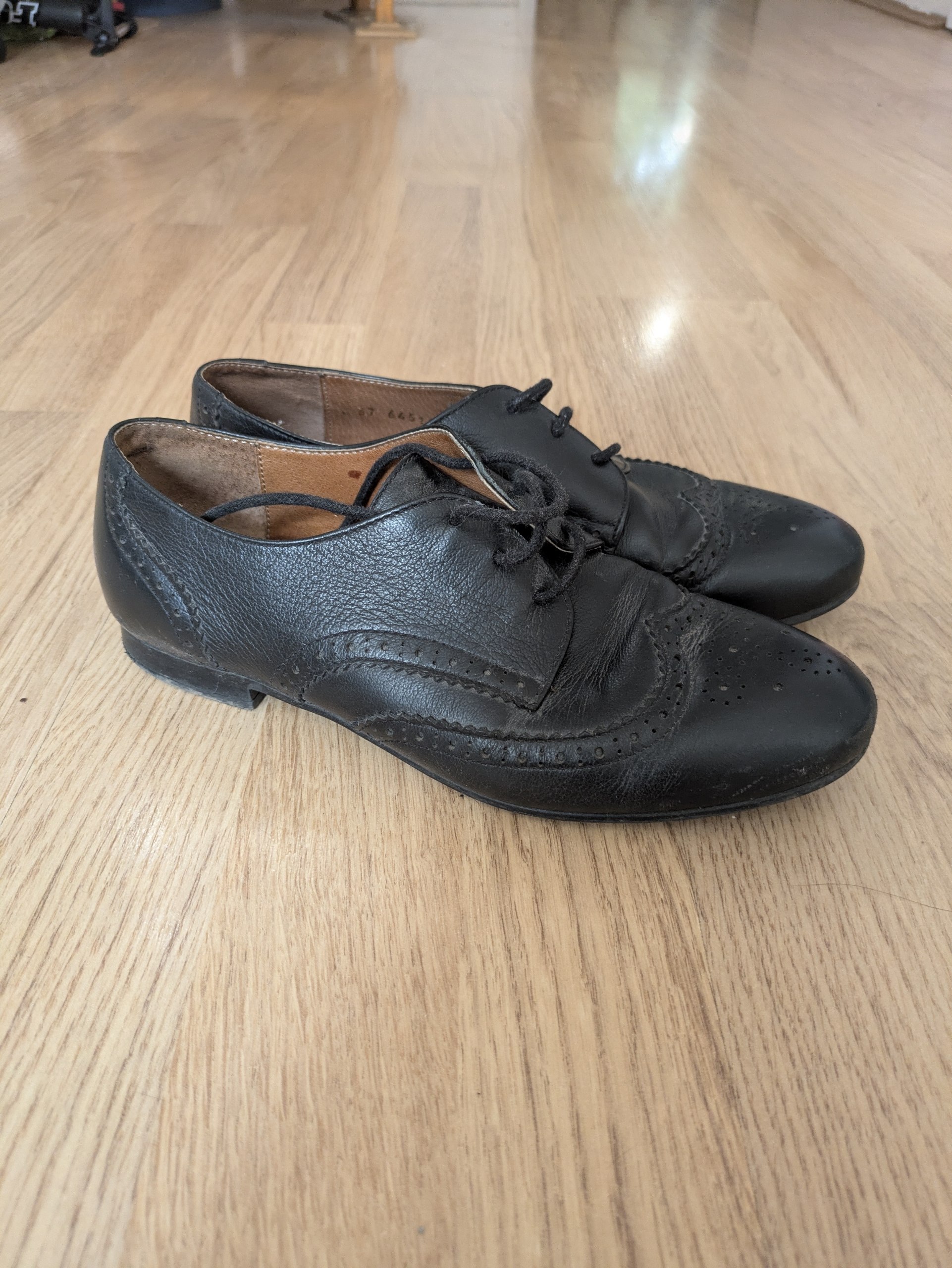 Oksfordice Ralph Ringer i sandale Skechers