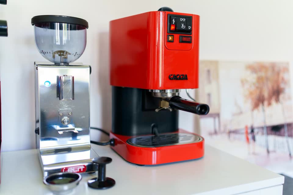 Gaggia Baby кофеварка и Lelit Fred Tempo кофемолка