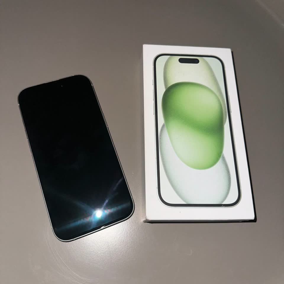 iPhone 15 Green 128 gb