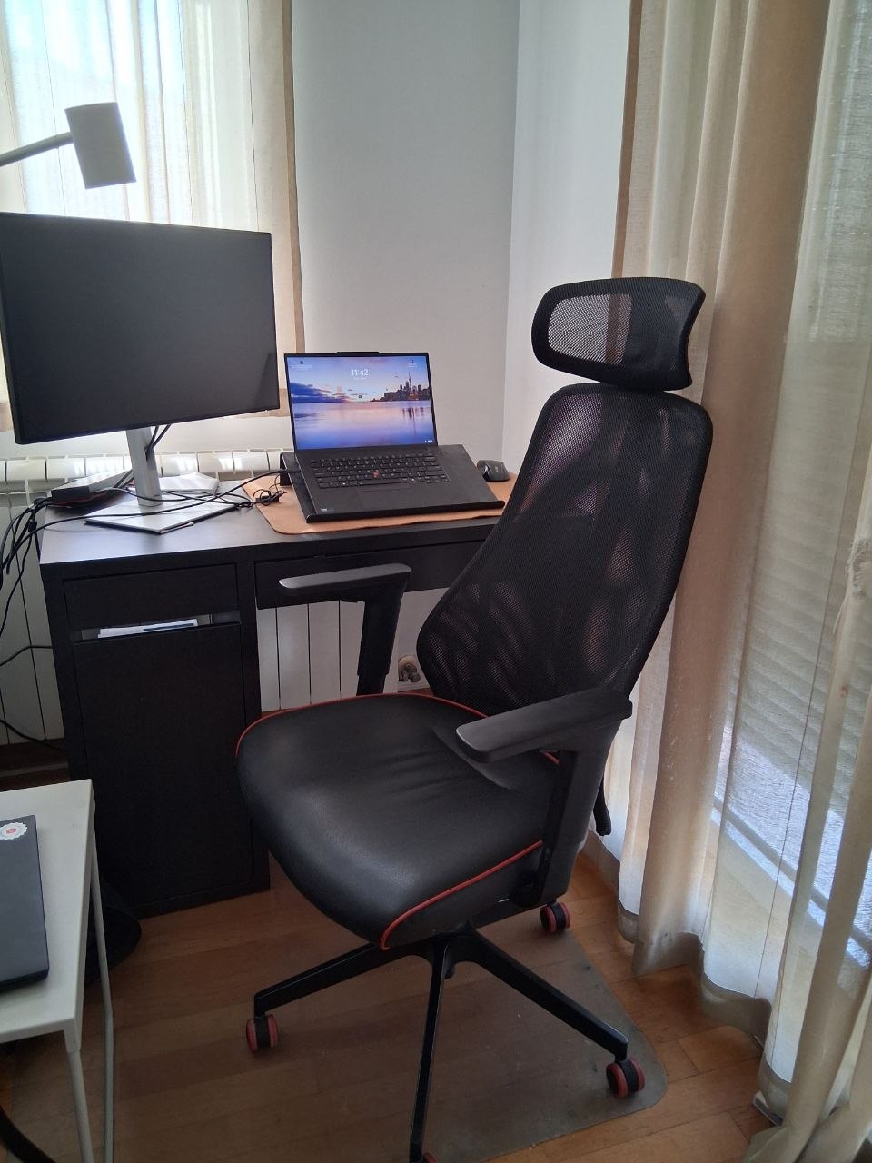 Ergonomska radna stolica