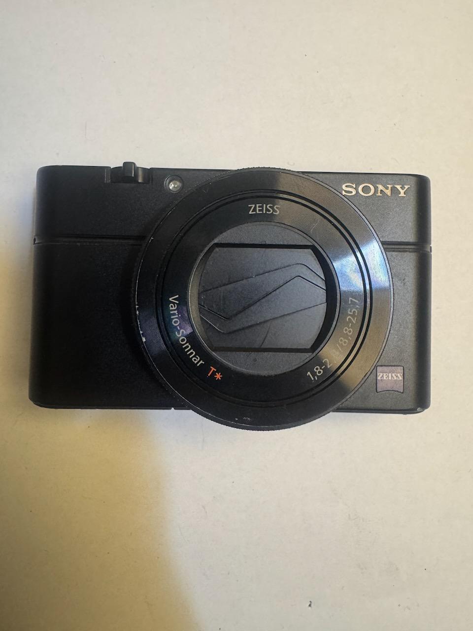 Продам Sony RX-100 IV