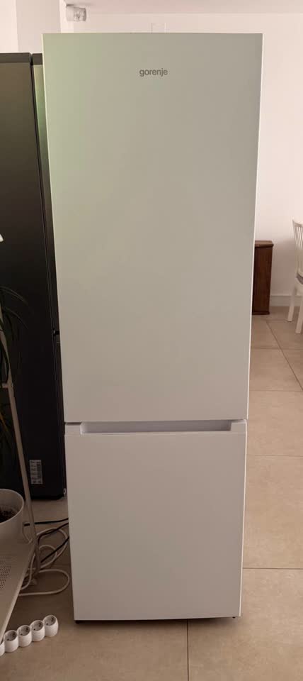 Холодильник Gorenje RK4181PW4