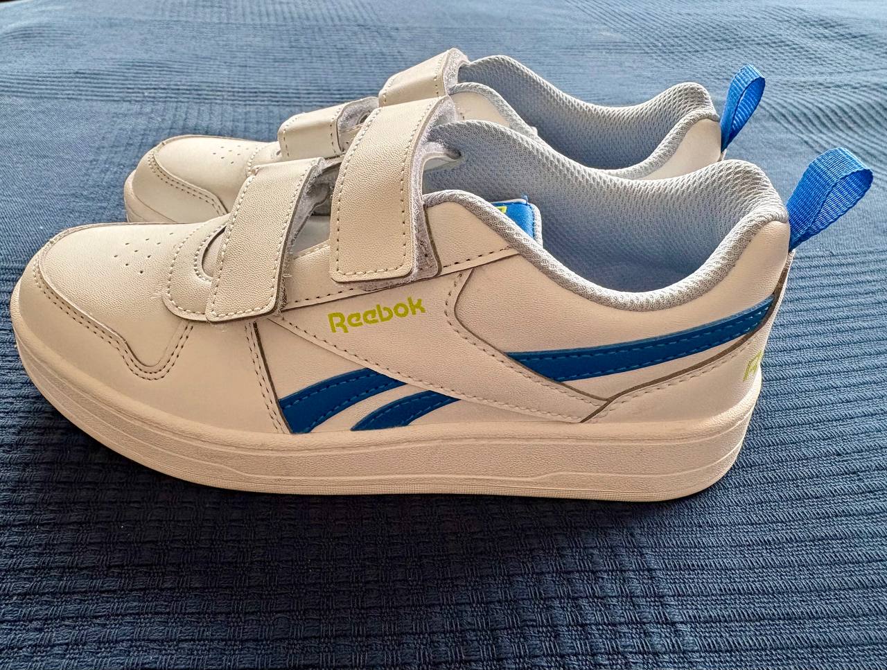 Nove Reebok patike
