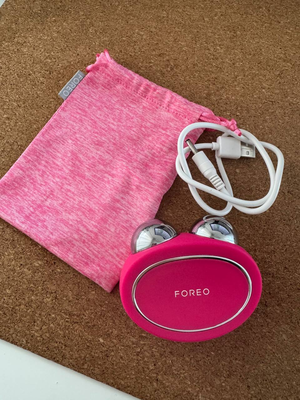 Продам микротоковый массажер Foreo Bear