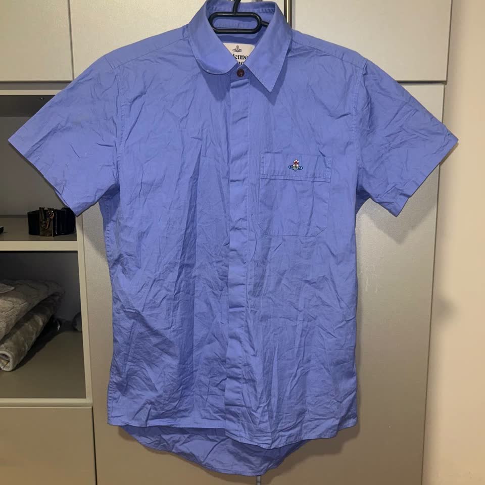 Рубашка Vivienne Westwood Man, свитшот Lyle and Scott, джинсовая куртка Sancezz