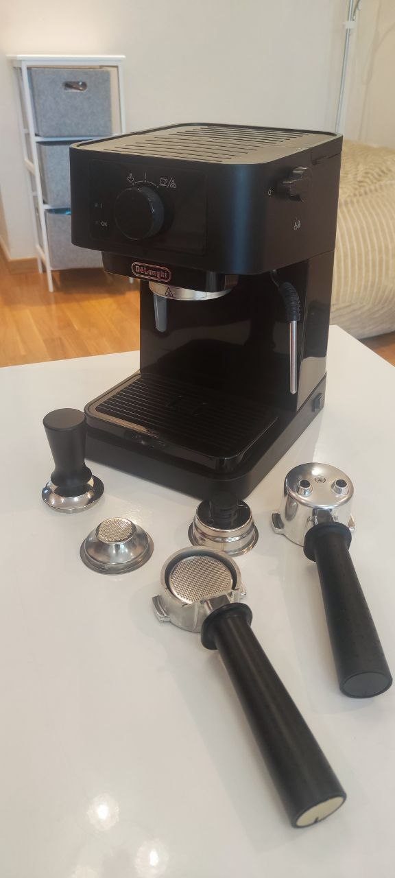Продам кофеварку DELONGHI Stilosa EC230