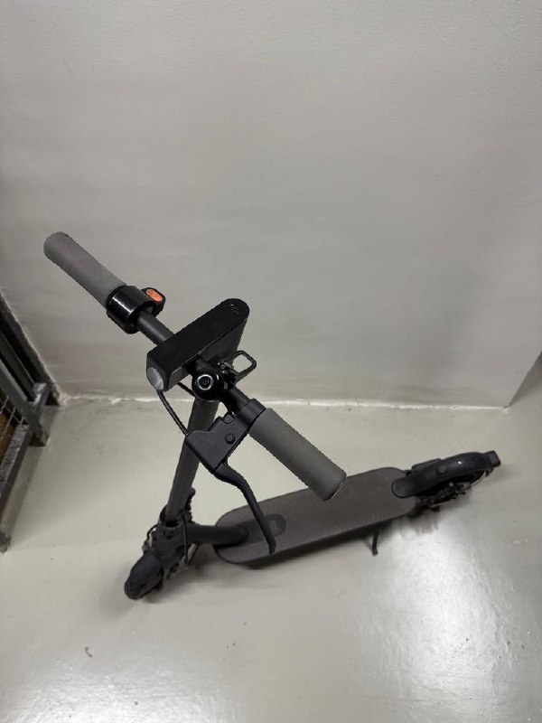 Elektro trotinet Mi Electric Scooter Essential