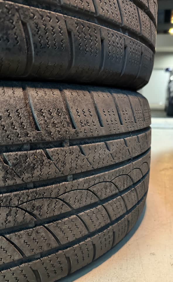 3 zimske gume Minerva ICE Plus S220 255/55 R18 + 1 na poklon