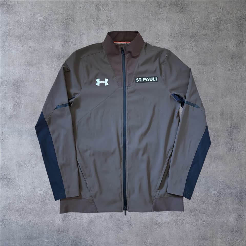1. Легкая олимпийка Under Armour St Pauli