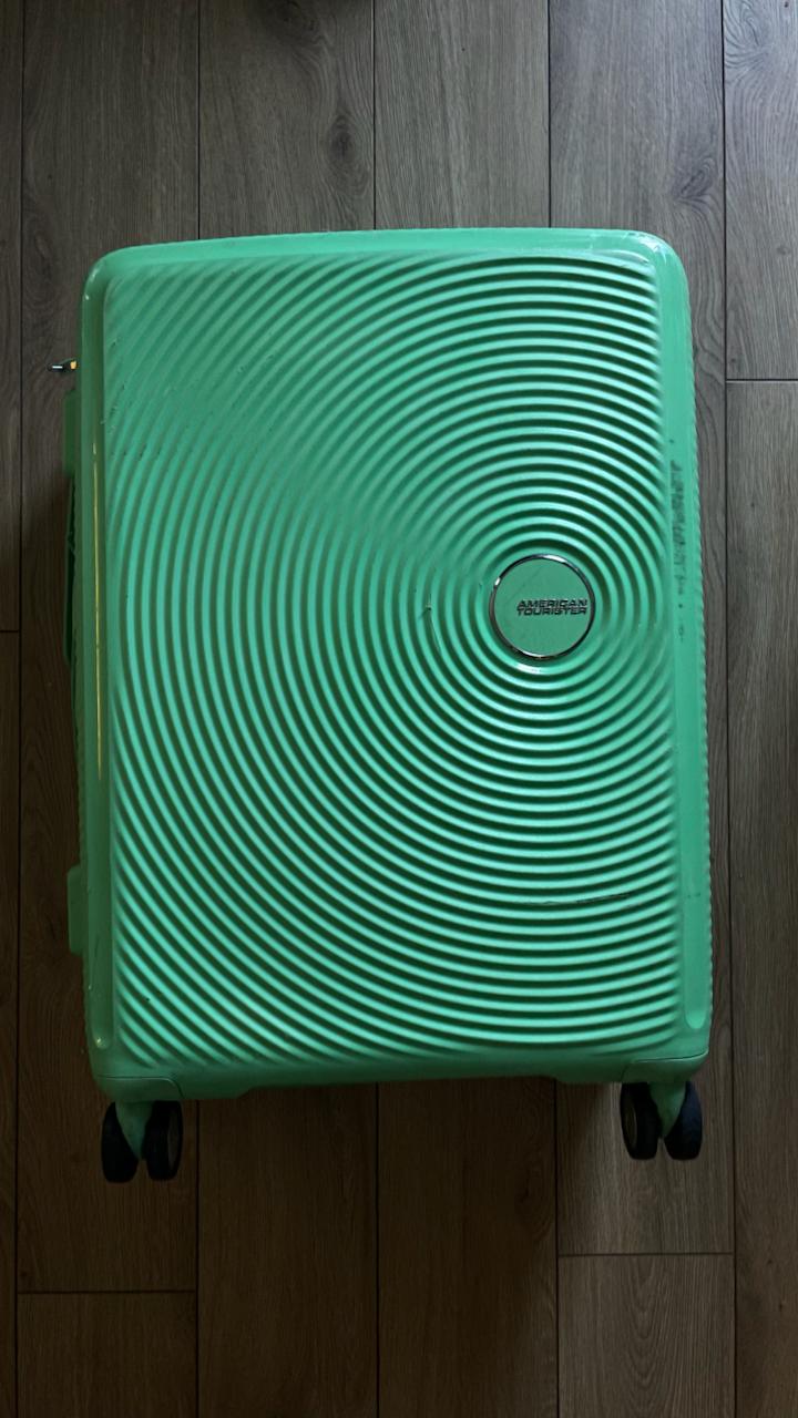 Чемодан AMERICAN TOURISTER SOUNDBOX SPINNER размера M