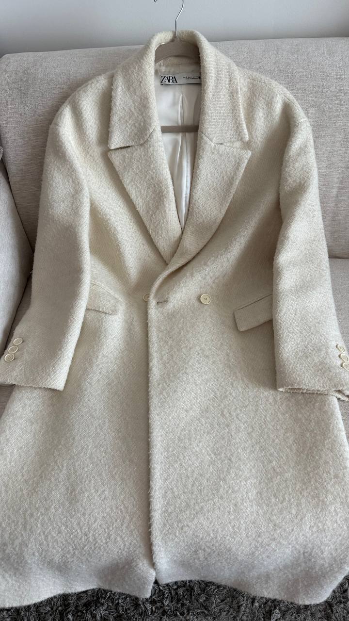 Двубортное пальто Zara