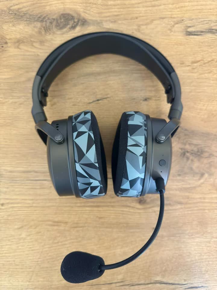 Продам наушники Audeze Maxwell 1 поколение. Xbox версия