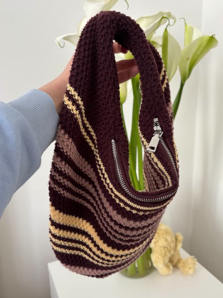 Сумка Zara - STRIPED CROCHET BUCKET BAG