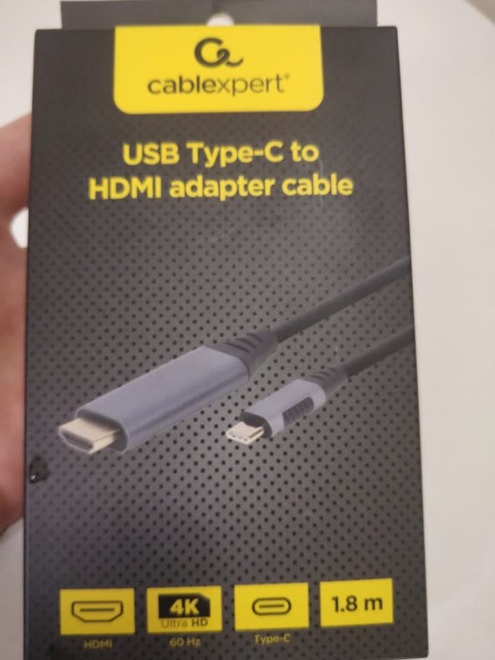 Prodajem USB-C adapter, HDMI matricu i eksterni disk WD