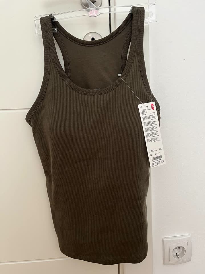 Uniqlo Racer Back Bra Top