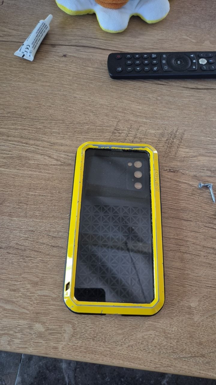 Защитный чехол на Samsung S20 FE