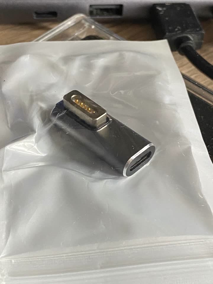 Отдам даром переходник MagSafe 1 → USB-C