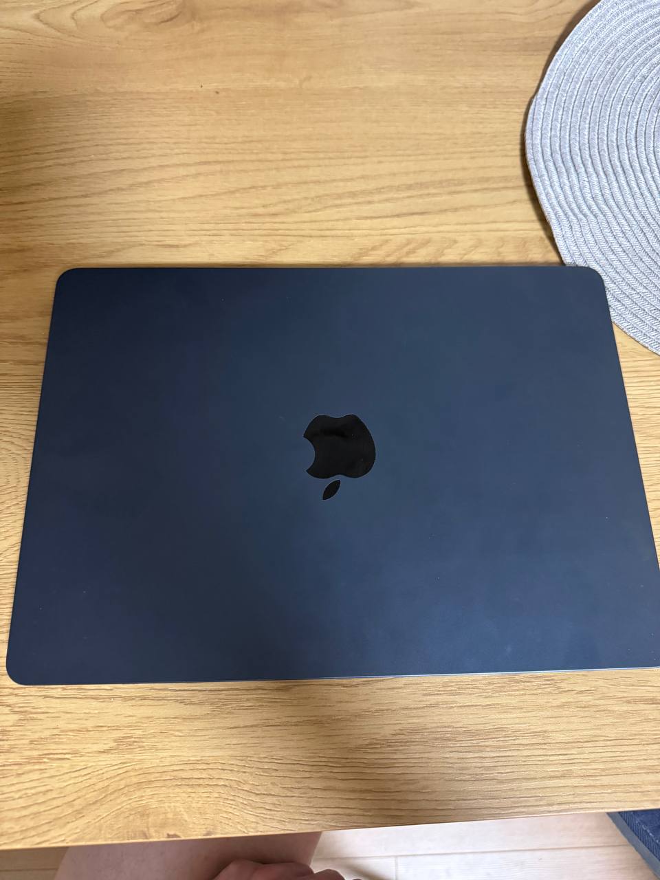 MacBook m3 256/8 baterija 95%
