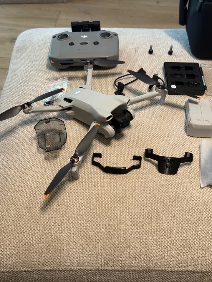DJI Mini 3 — Состояние нового (налет 42 км) + ND фильтры и сумка