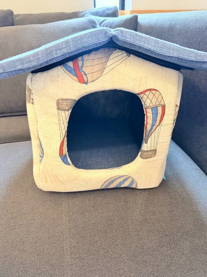Домик-лежанка для кошки Leo Pet Lusso