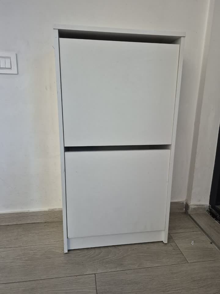 Продат тумбу для обуви IKEA