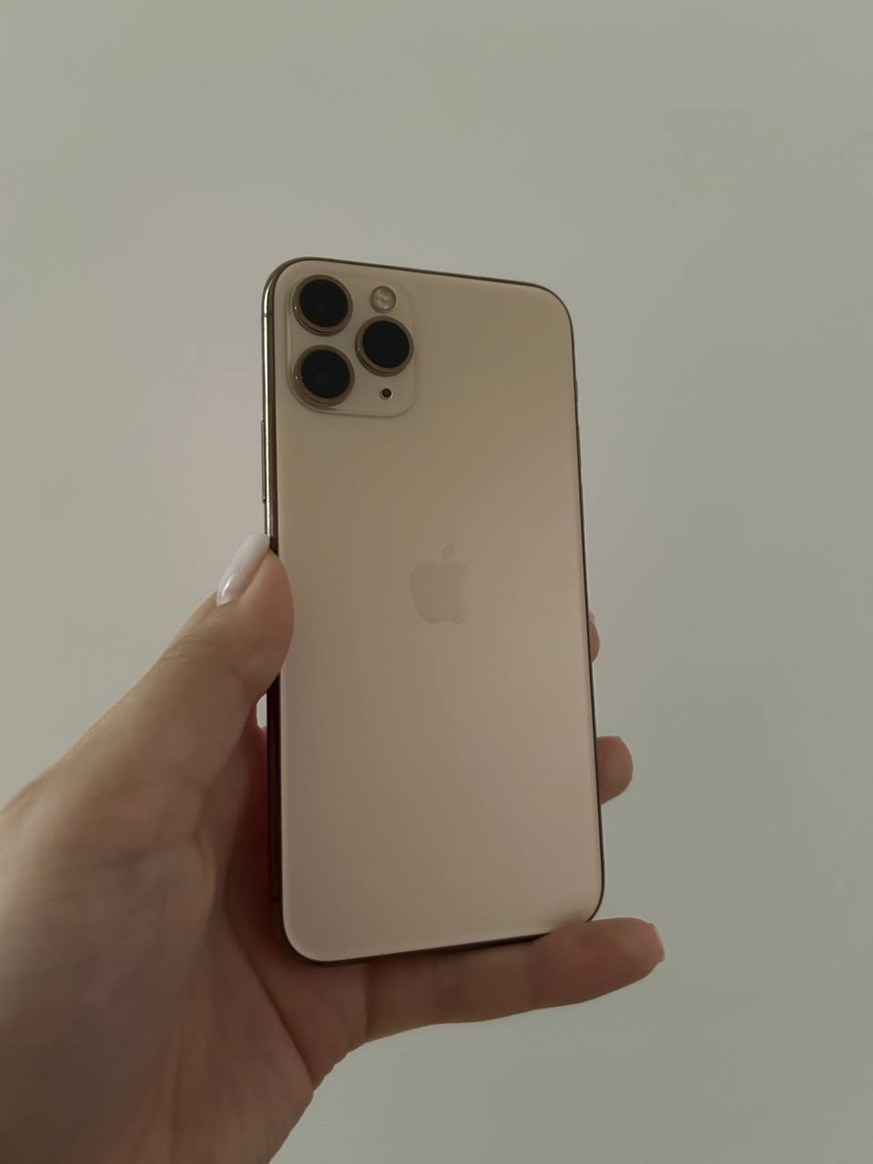 Prodajem iPhone 11 Pro 64GB