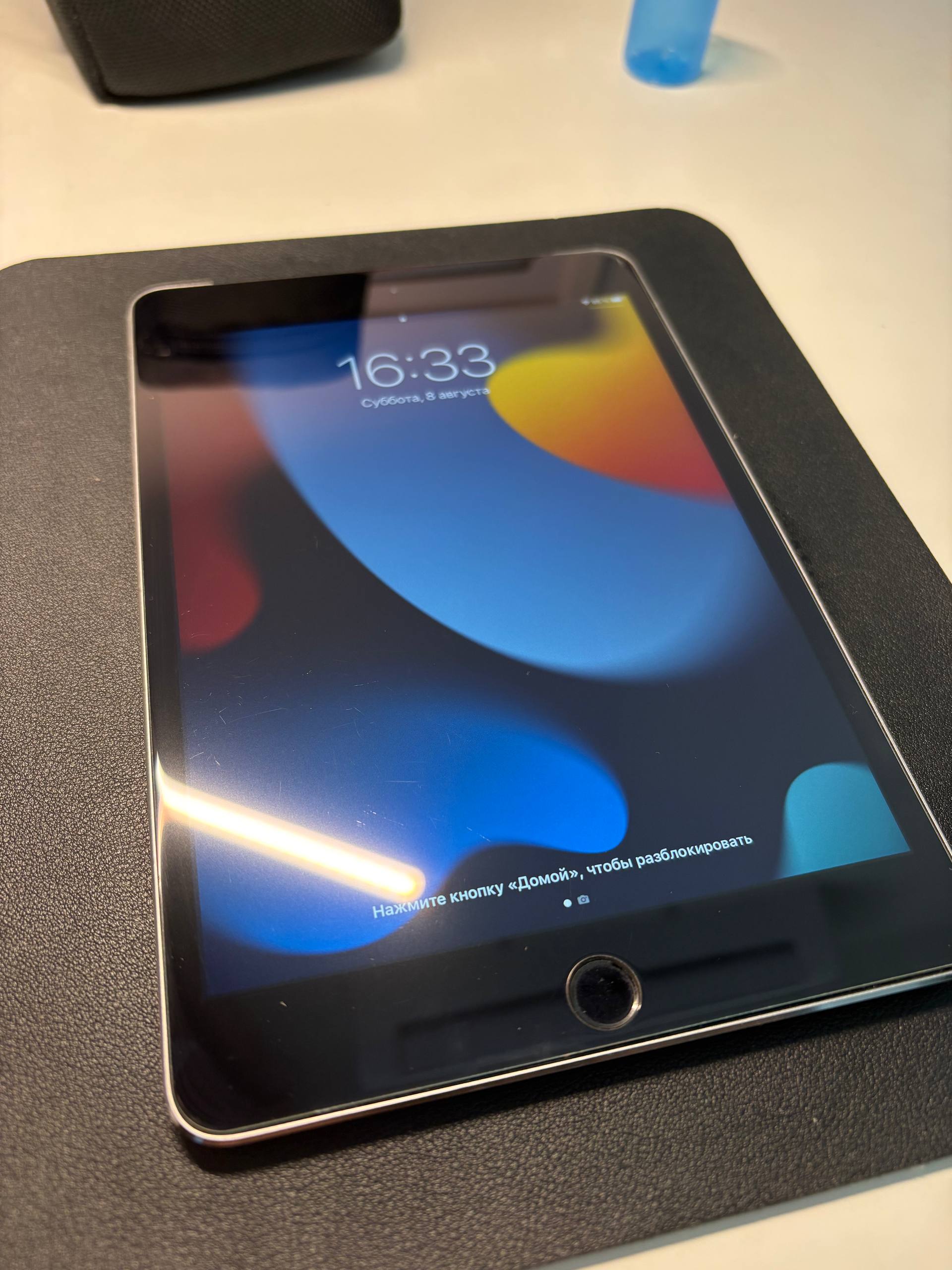 iPad mini 4 128gb wifi+sim