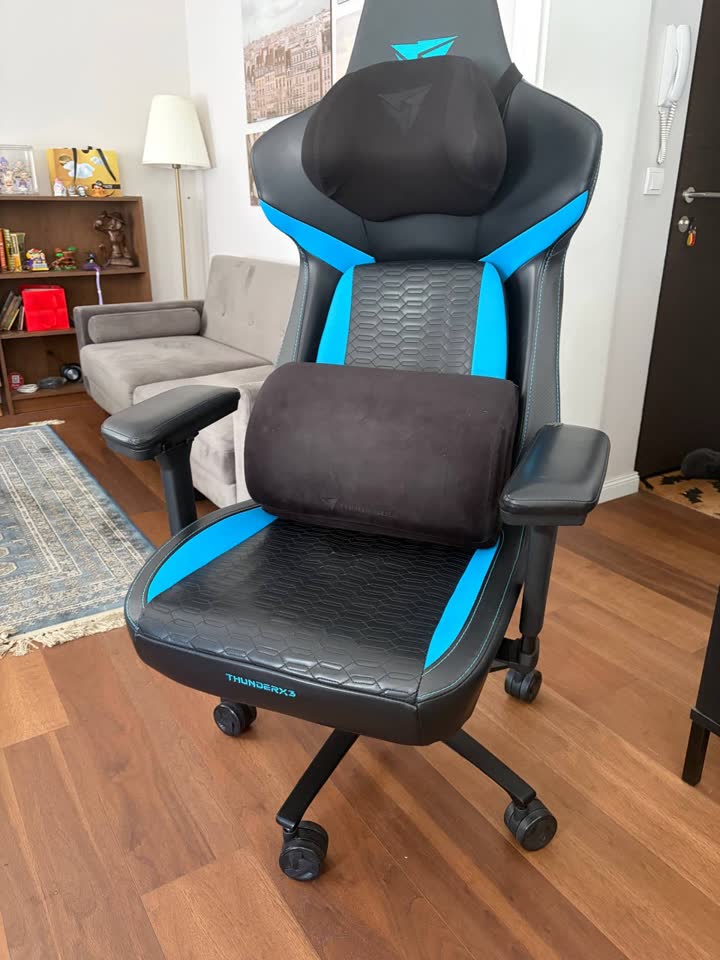 Компьютерное геймерское кресло THUNDERX3 CORE Racer