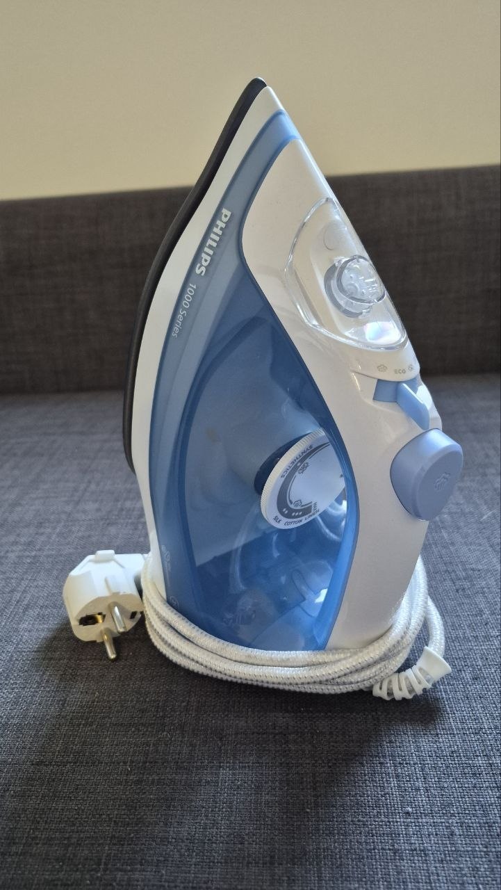 1) Паровой Утюг Philips DST1030/20