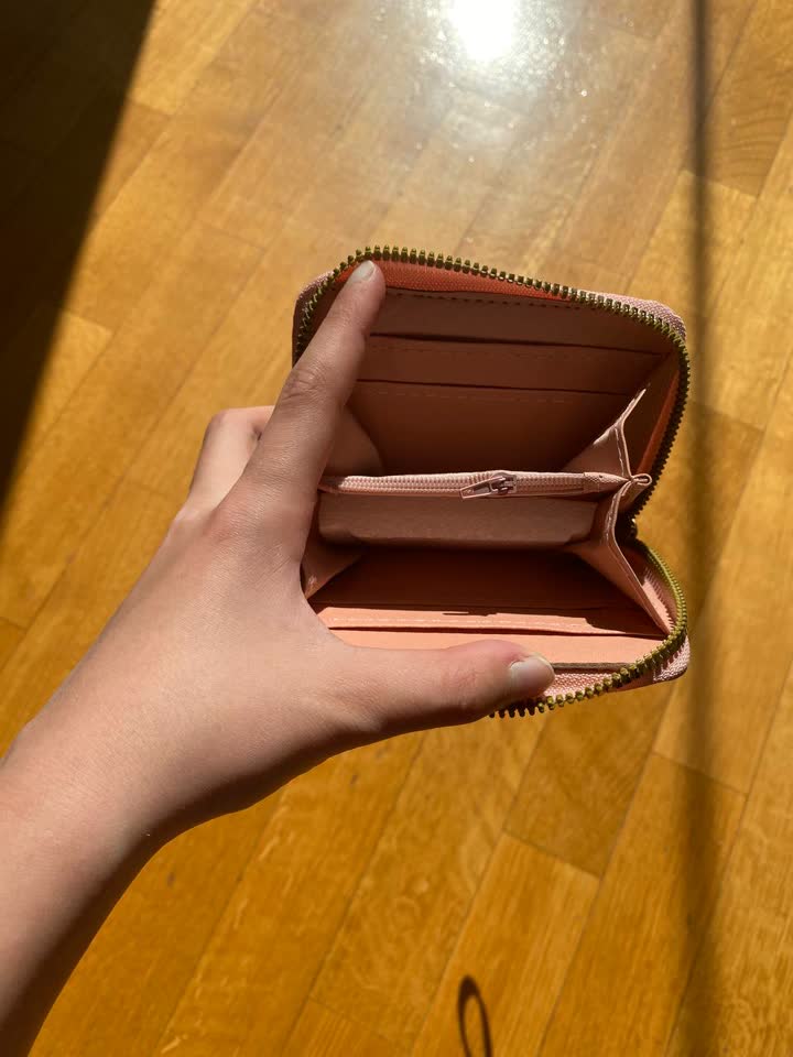 Продам зеркальце и кошелёк