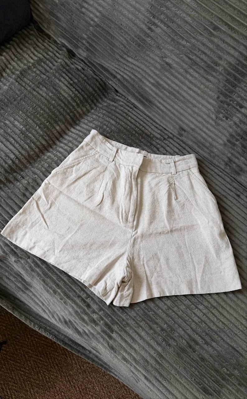 Льняные шорты Zara, размер XS