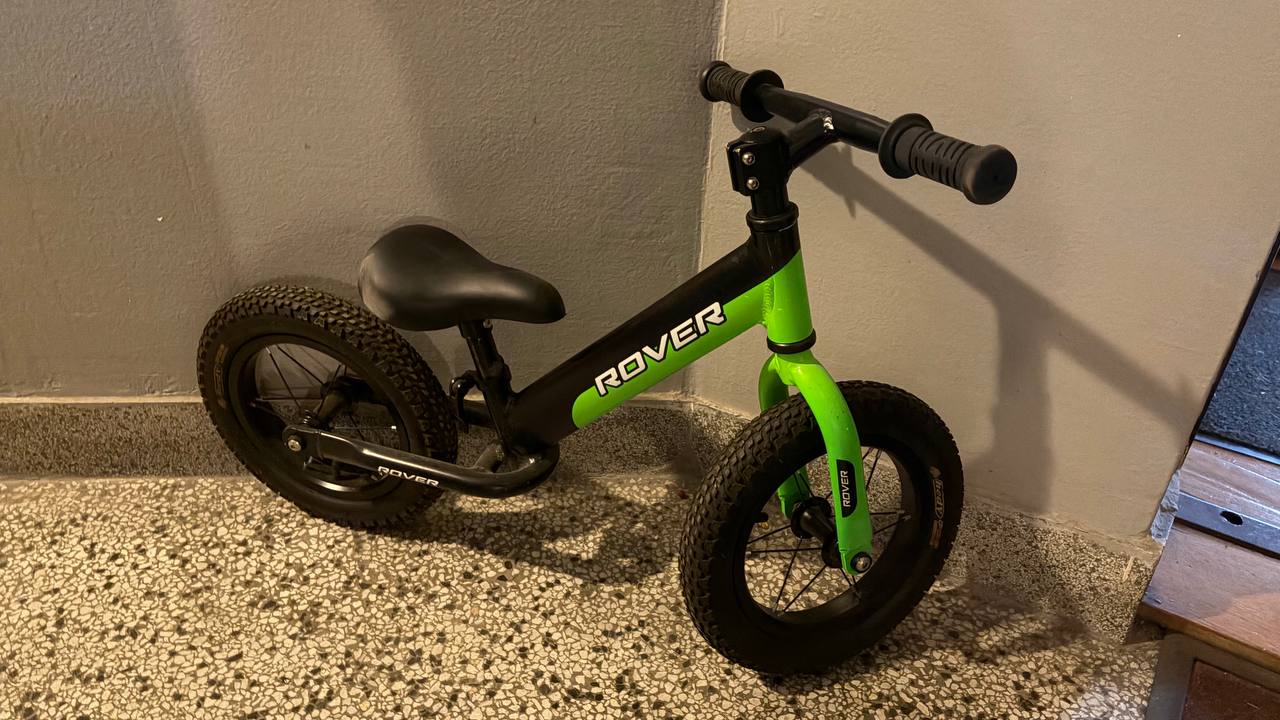 Dečji trkač bicikl