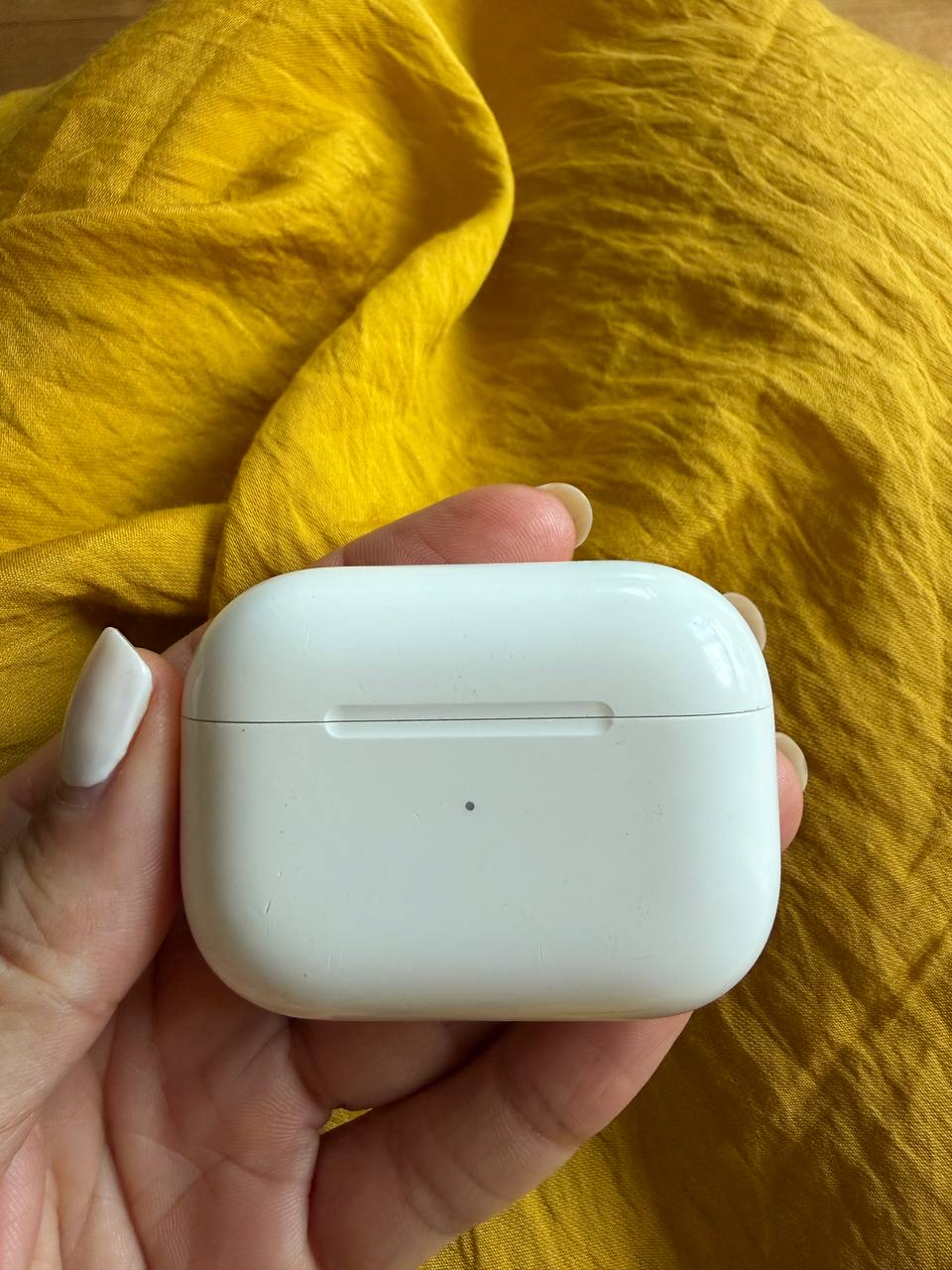 Futrola za AirPods Pro sa Lightning kablom
