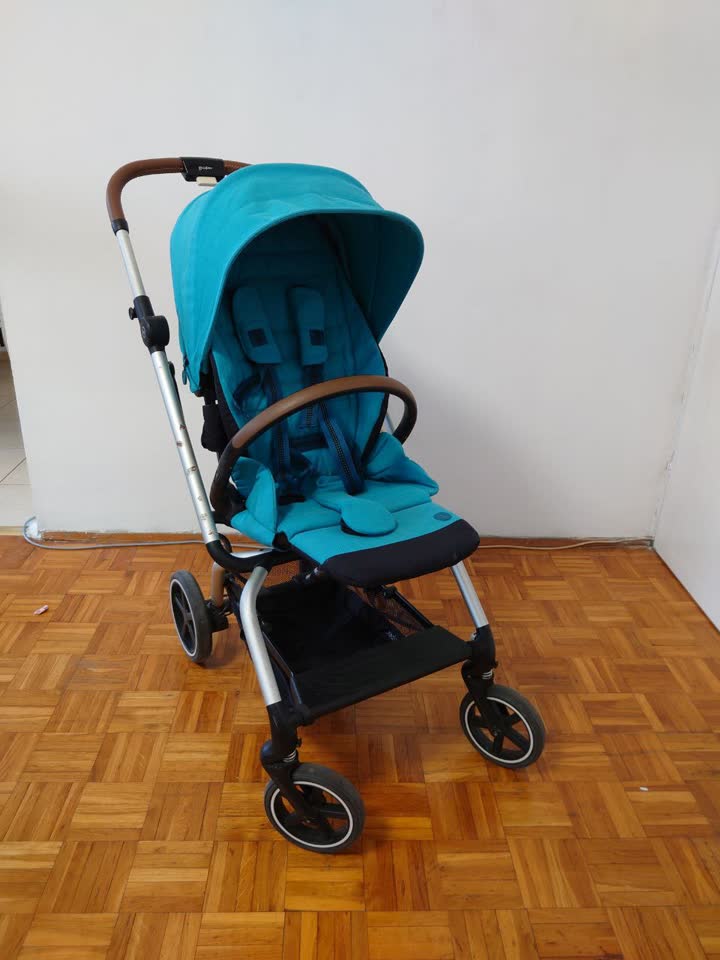 Продам коляску Cybex Eezy S Twist +2