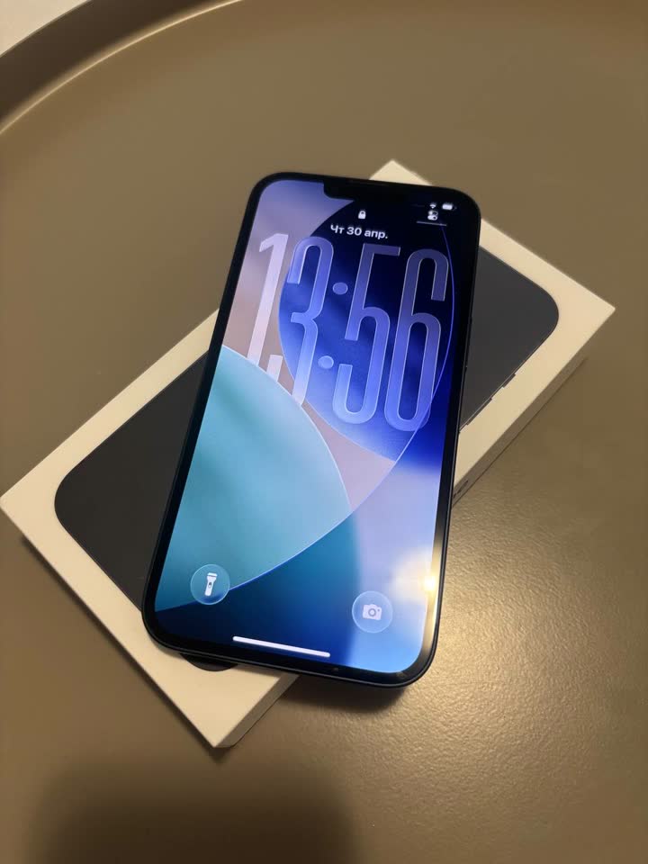 iPhone 13 Blue 128gb