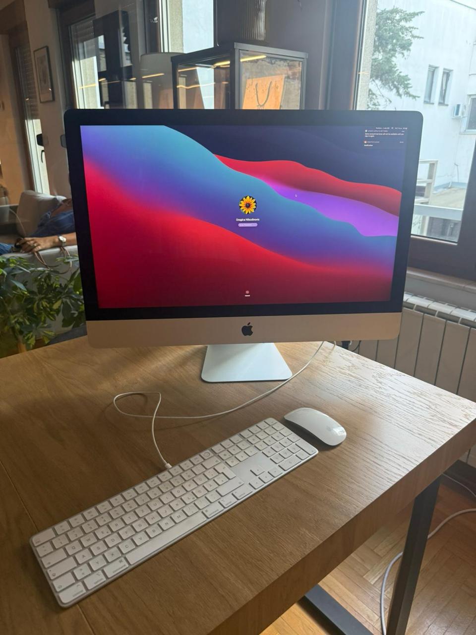 iMac 27" Retina 5K / Core i9 10-Core / Radeon Pro 5500 XT 8GB