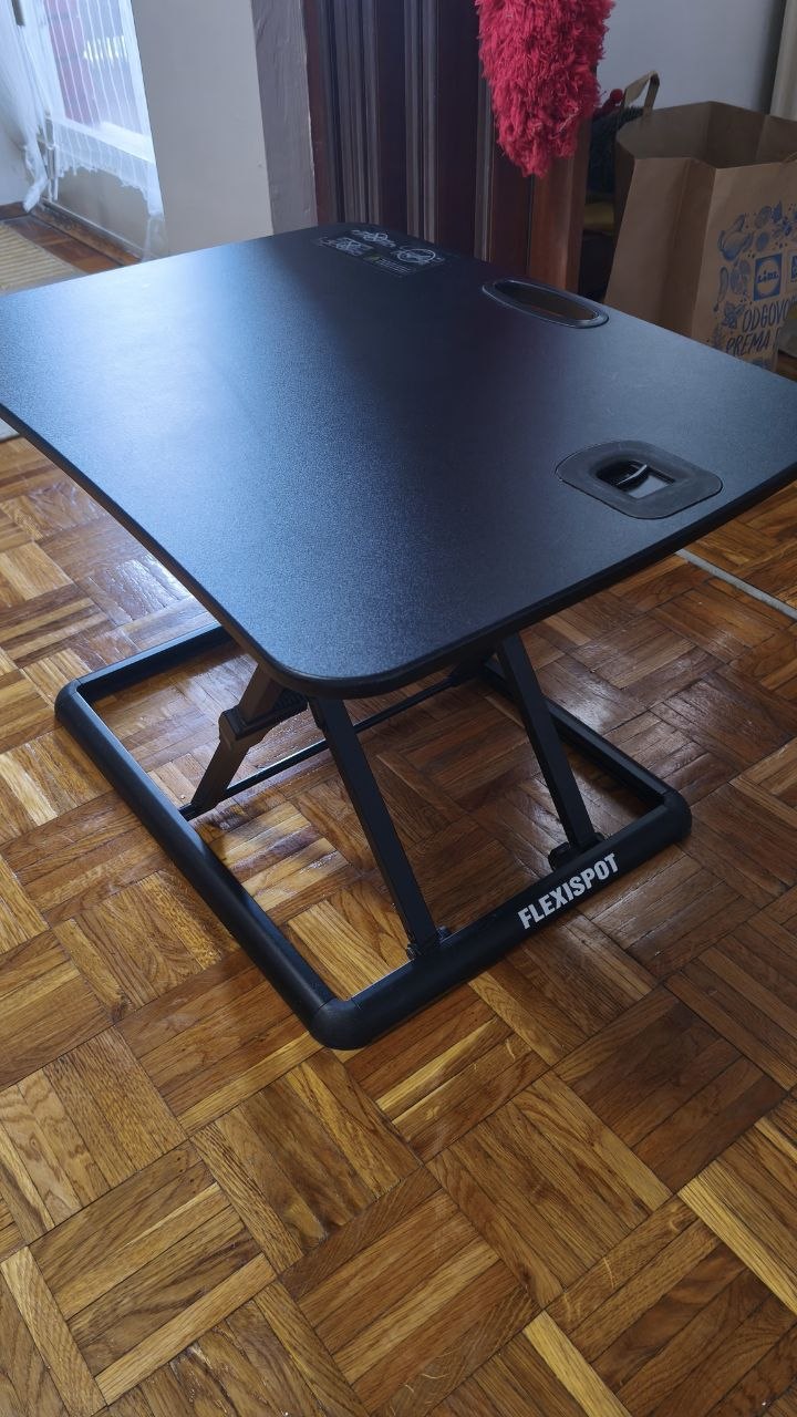 Sto-podloga za rad stojeći