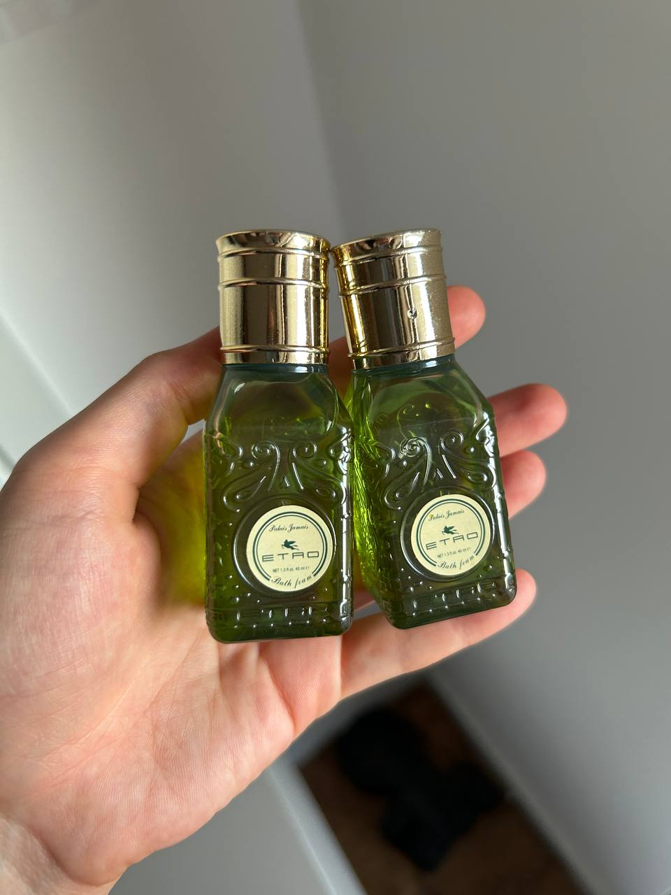 2 новых Геля Etro обменяю на пачку печенья из dm