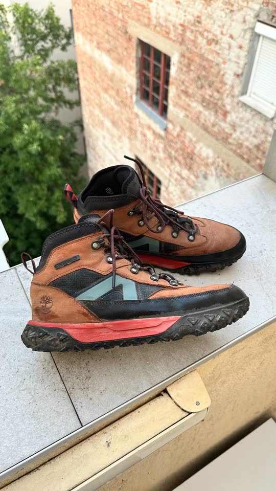 Межсезонные ботинки Timberland, отлично подходят для трекинга и весной/осенью, и сербской зи