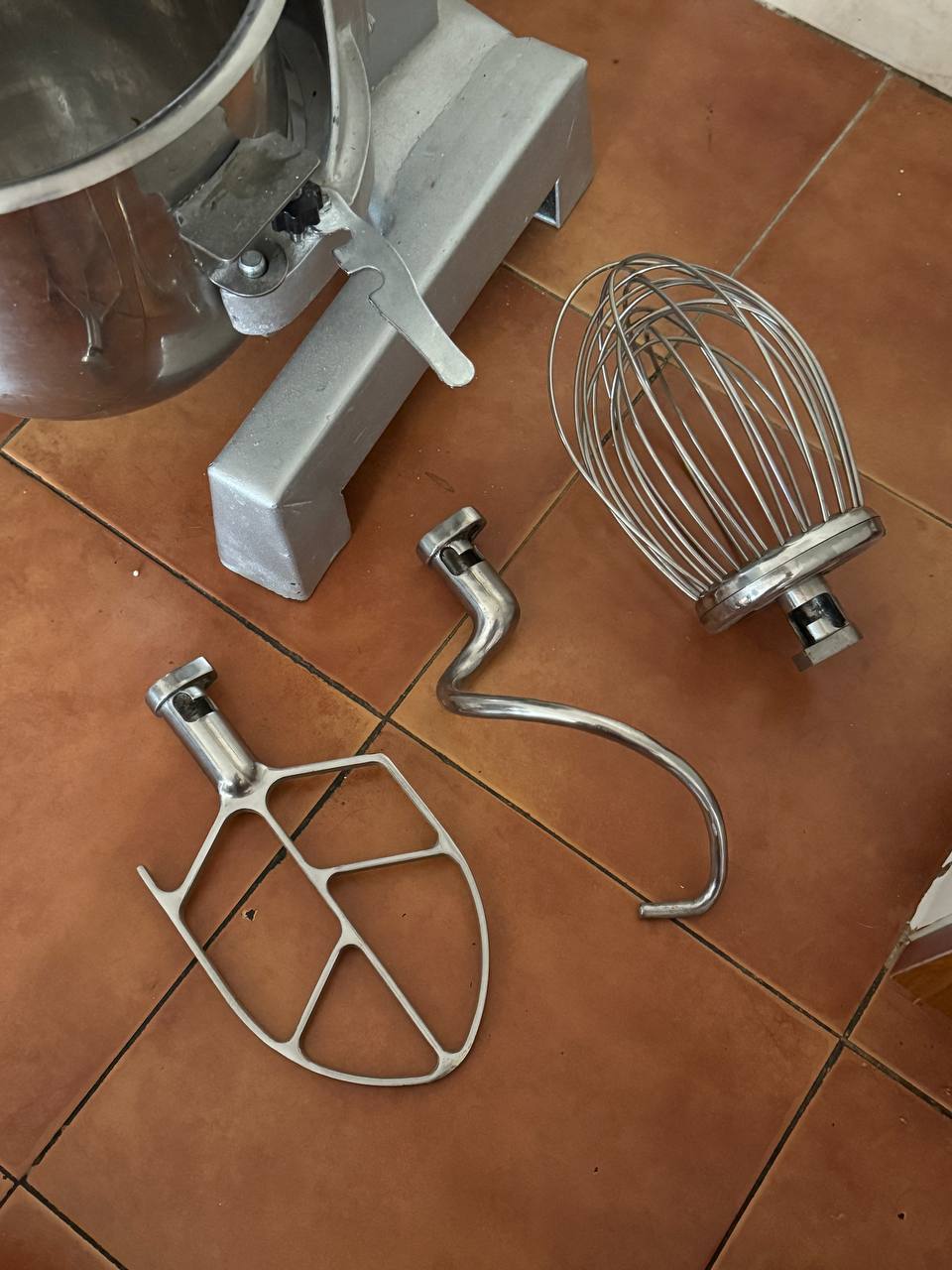 Profesionalni planetarni mikser 10 l