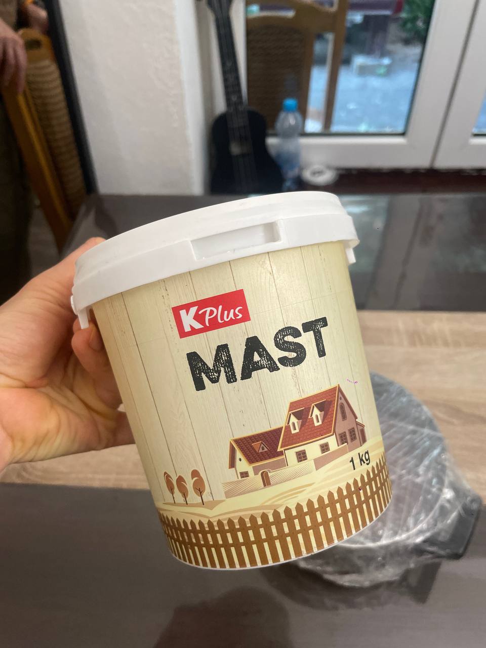 Poklanjam teglu svinjske masti