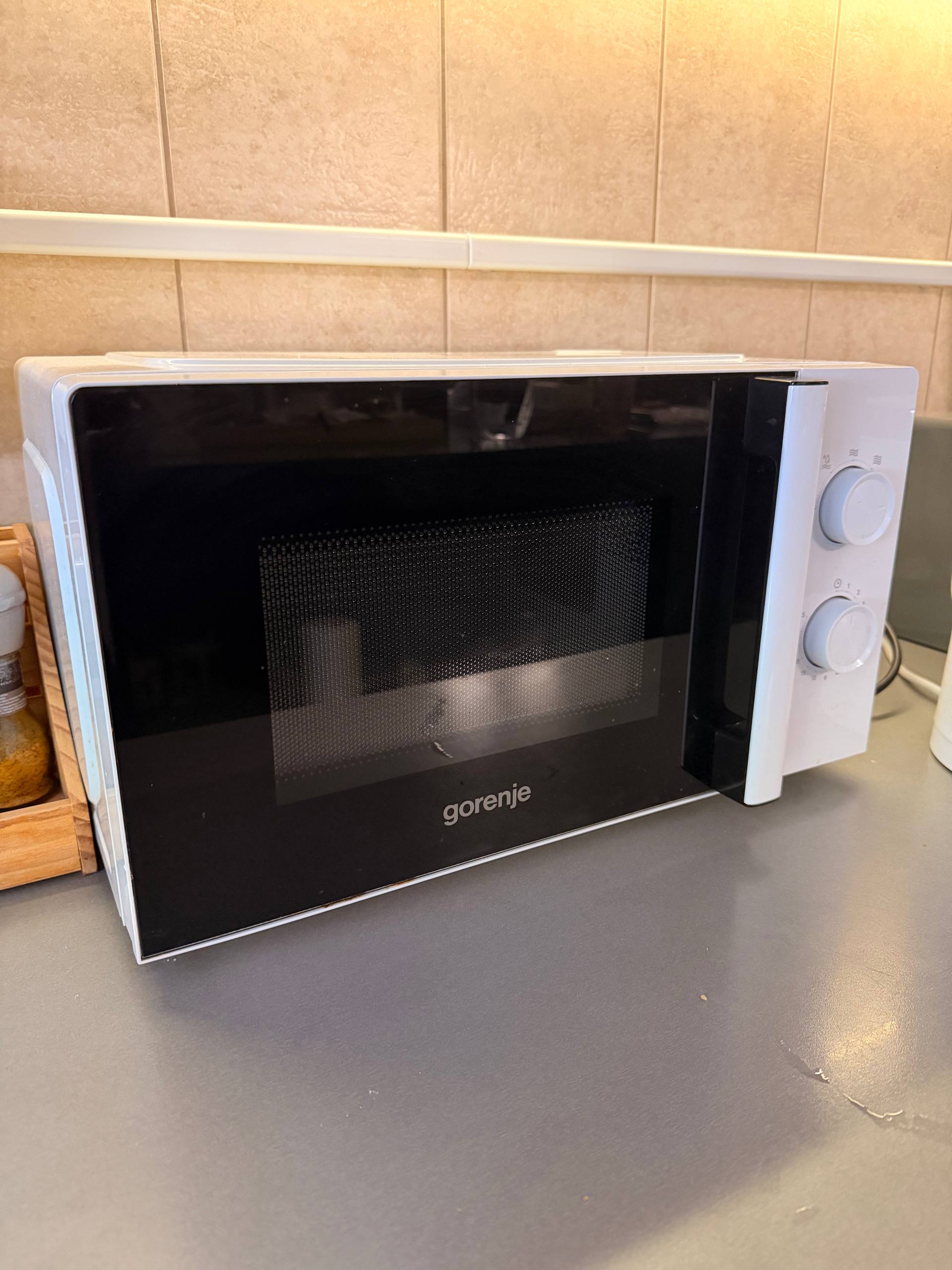 1. Микроволновка Gorenje