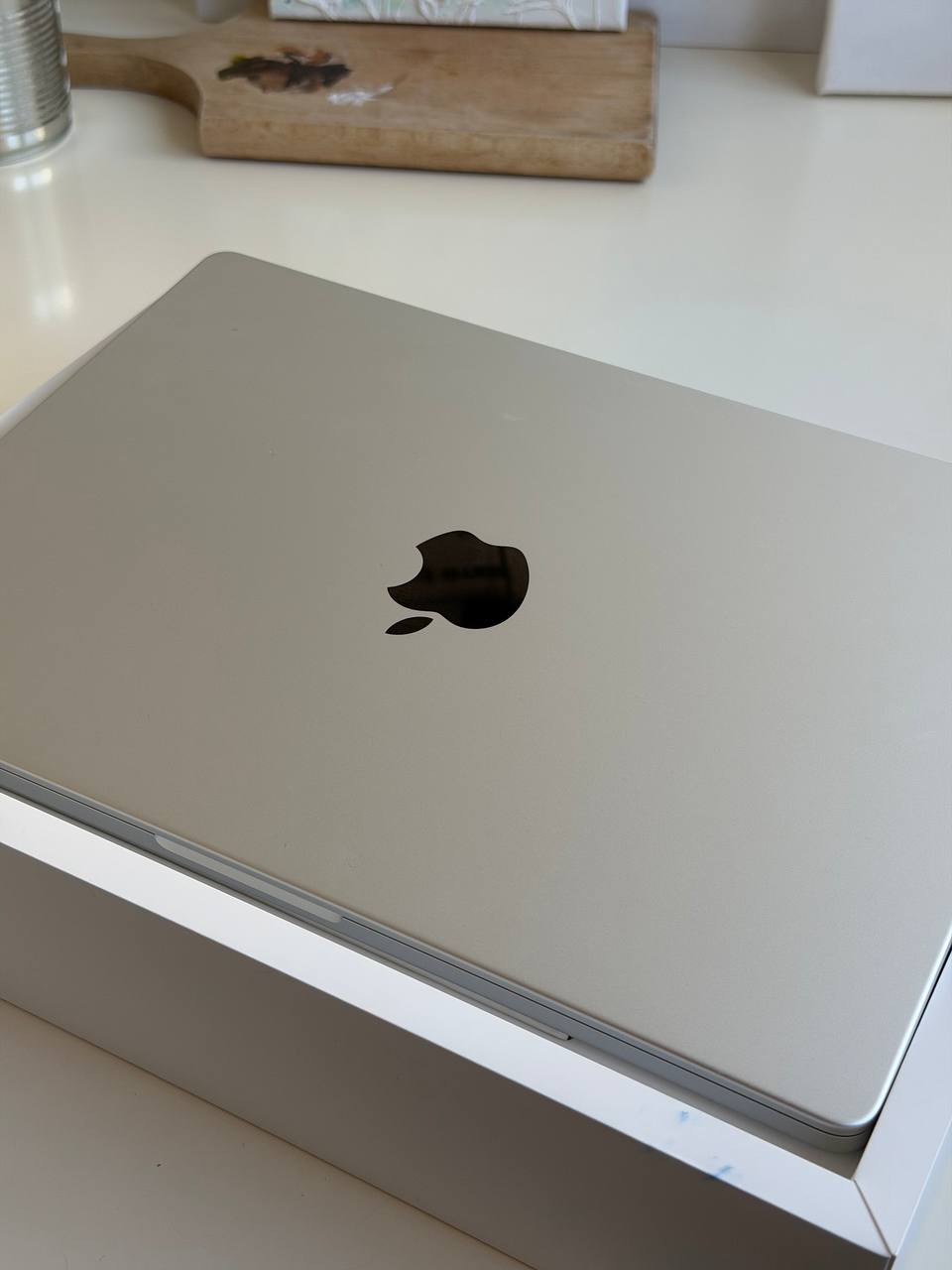 Продам MacBook 14” m4 pro, в идеальном состоянии, 24/512, АКБ 100%, 1900€