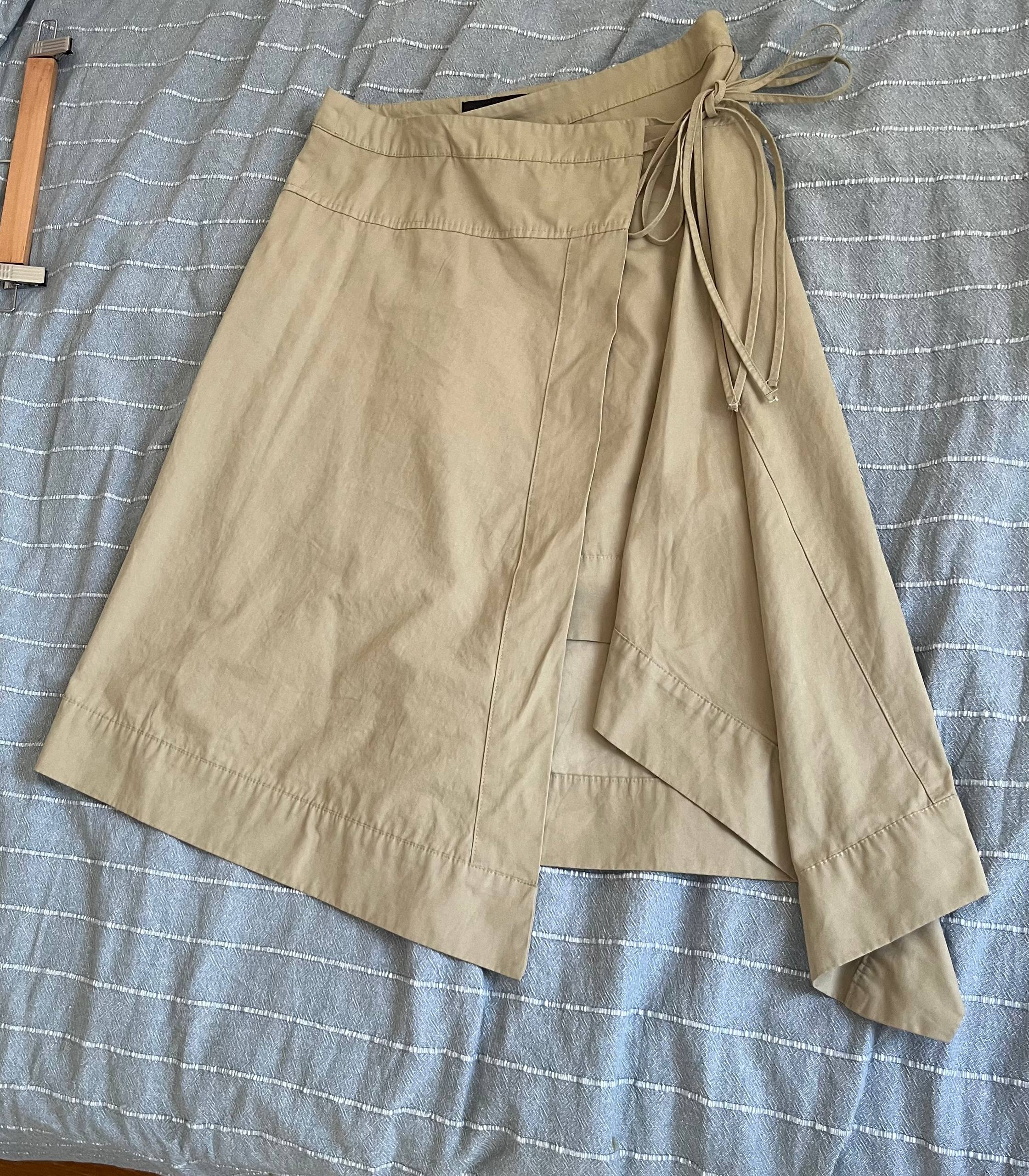 Юбка Zara, платье Monki, худи GAP