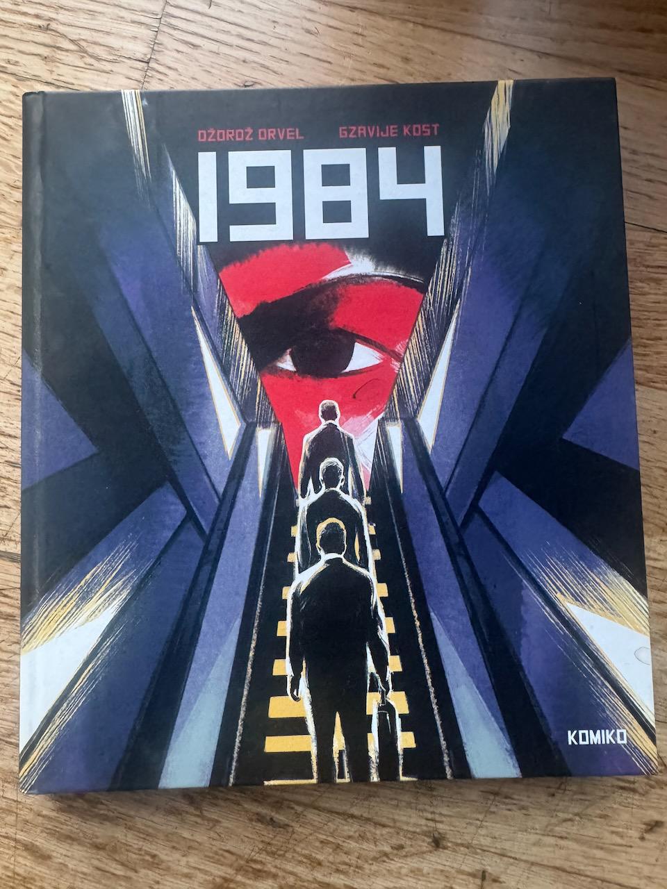 Комиксы на сербском: 1984 и Персиполис. 1000 динаров за каждый. Белград, Врачар.